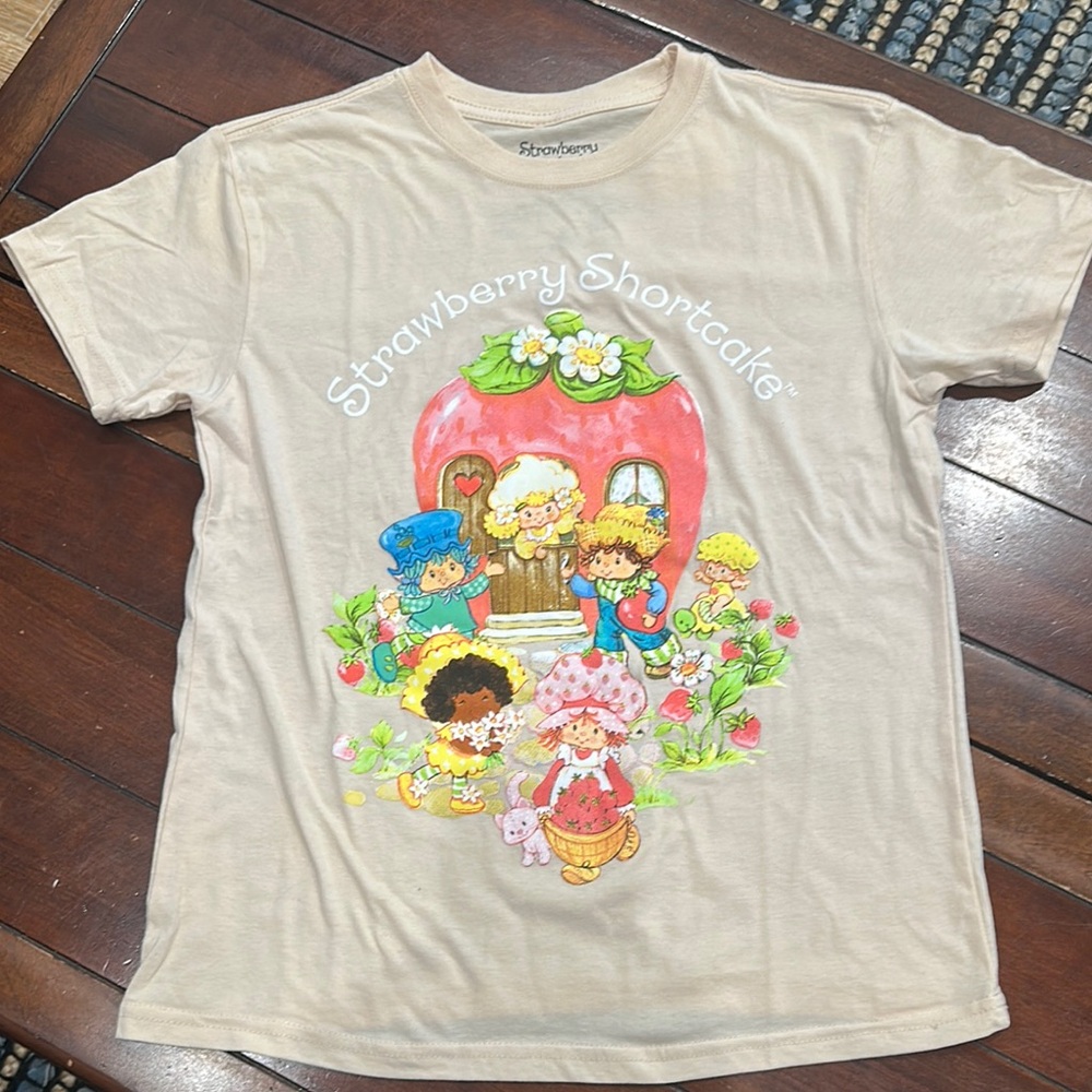 Strawberry Shortcake iconic T-Shirt